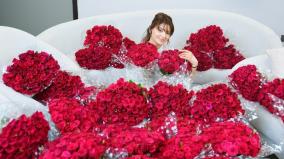 urvashi-rautela-claims-1-lakh-roses-sent-to-hospital