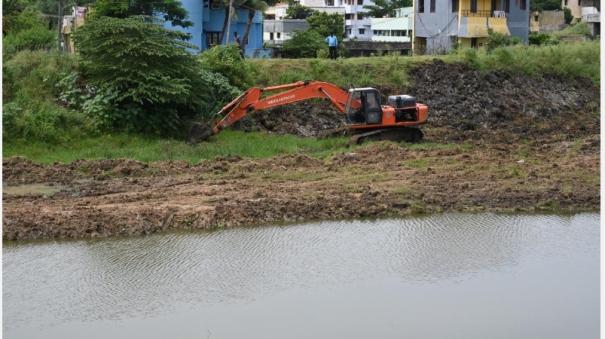 removal of Sky lotuses in adyar chennai