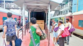 escalator-issue-in-chennai-egmore-railway-station