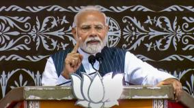 3-families-destroyed-kashmir-s-development-pm-modi-accuses-in-election-campaign