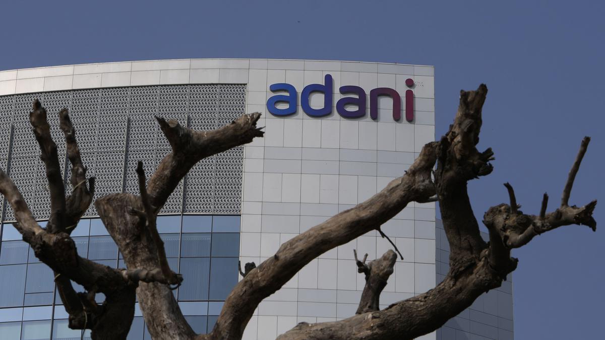 கென்யா குறித்த அறிக்கை போலி: அதானி குழுமம் விளக்கம் | Adani Group says have  not issued any press releases related to Kenya - hindutamil.in