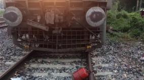 gas-cylinder-found-on-rail-tracks-in-an-attempt-to-blow-up-train