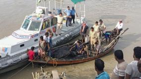 17-tamil-nadu-fishermen-captured-by-sri-lankan-navy