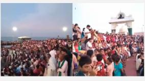 school-children-gathered-with-their-parents-in-kanyakumari