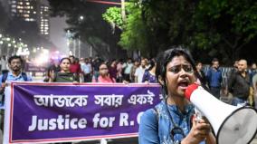 woman-doctor-murder-case-kolkata-trainee-doctors-portest