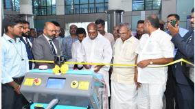 robo-doing-cleaning-works-in-puducherry-govt-hospital