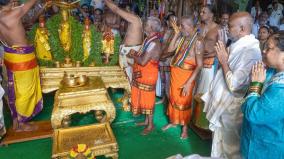 brahmotsavam-concludes-with-chakra-sanana-devotees-take-holy-dip-at-tirumala