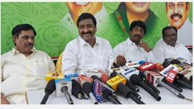 aiadmk-talks-on-puducherry-govt