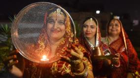 22000-crore-sales-during-karwa-chauth-festival-where-husband-fasts-for-long-life