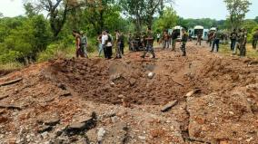 maoist-bomb-attack-in-chhattisgarh-kills-2-policemen