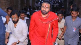 hyd-court-send-summons-to-pawan-kalyan