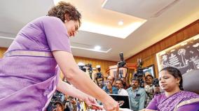 wayanad-bypoll-priyanka-gandhi-files-nomination-for-electoral-debut