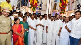 marudu-brothers-commemoration-day-observance-at-tirupathur-ministers-ex-ministers-tribute