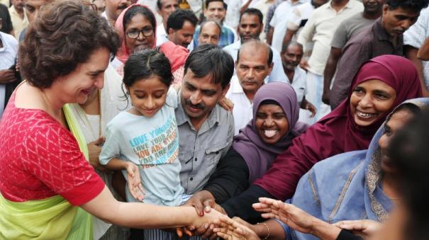 I am a good fighter. Give me a chance to fight for you. I promise I won't disappoint you: Priyanka Gandhi