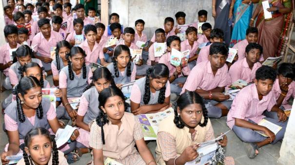 Department of Elementary Education orders to check the number of students in government schools