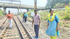 cement-stone-in-railway-track-in-chennai