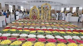 pushpa-yaga-with-7-tons-of-flowers-to-tirumala-tirupathai-deity