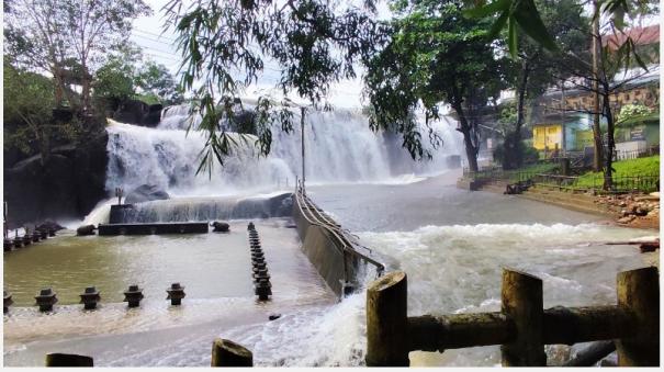 Monsoon rain in Kumari