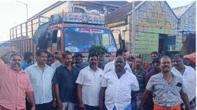 koyambedu-market-turned-into-a-mess-due-to-non-clearance-of-garbage