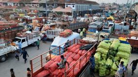 protest-demanding-to-keep-the-gates-open-in-koyambedu-market