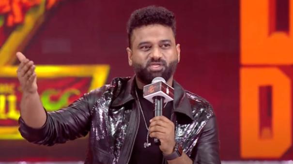 Devi Sri prasad slams puspa 2 producer on the stage