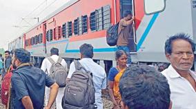 fire-breaks-out-in-train-near-tiruppur