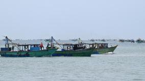 ramanathapuram-district-fishermen-return-to-sea-after-8-days