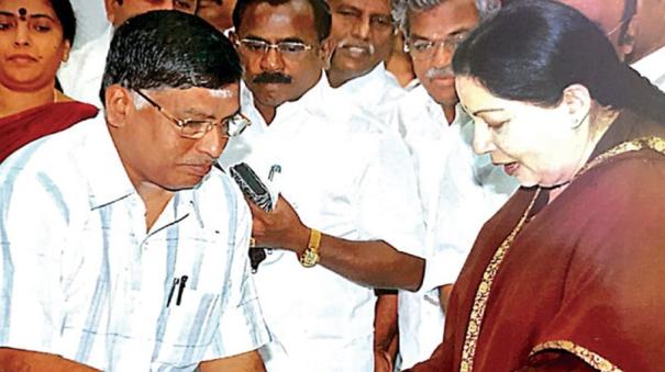 Tughlaq ramesh shared memories about jayalalithaa