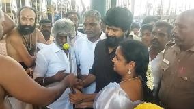 actor-sivakarthikeyan-and-his-family-visit-the-temple-in-madurai