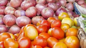 prices-of-onions-and-tomatoes-reduced-in-koyambedu