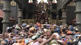 increased-congestion-at-sabarimala-devotees-wait-4-hours-to-have-darshan