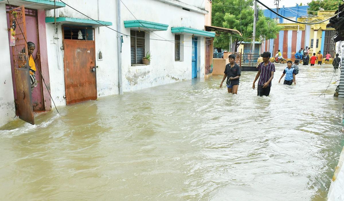 நெல்லை மாநகரை கதிகலங்க வைத்த மழை வெள்ளம் - அதிக பாதிப்புக்கு காரணம் என்ன?