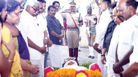 evks-elangovan-cremated-with-state-honours-amid-gunshots