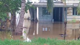 rain-in-karur-district-and-flood-occupied-residential-areas-in-veerarakkiyam