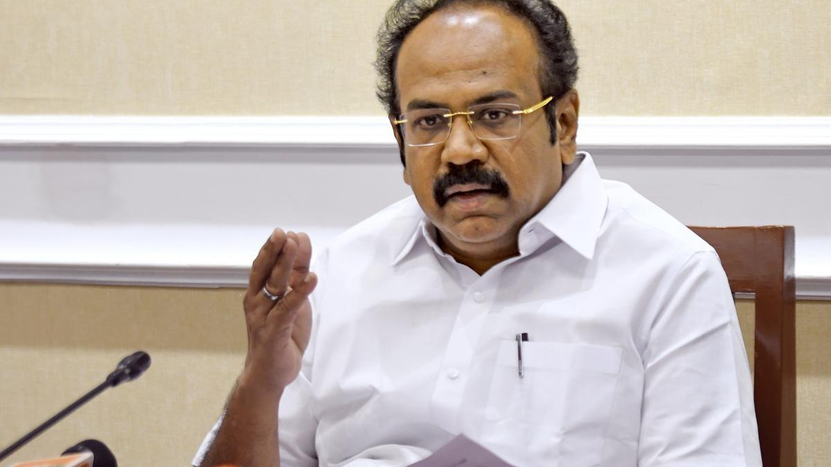 மகளிர்-குழுவுக்கான-கடன்களை-மேம்படுத்த-வேண்டும்:-வங்கிகளுக்கு-அமைச்சர்-தங்கம்-தென்னரசு-வலியுறுத்தல்