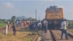 passenger-train-halted-for-2-hours-due-to-crack-in-track-near-tindivanam