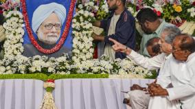 manmohan-singh-memorial-issue-should-not-be-politicized