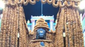 namakkal-anjaneya-garland-decorated-with-vadas