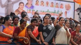 kushboo-slams-dmk-govt-over-anna-university-issue