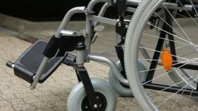 porter-license-cancelled-for-overcharging-nri-rs-10000-for-wheelchair-service