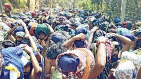 devotees-wait-for-8-hours-at-sabarimalai-to-have-ayyappa-darshan