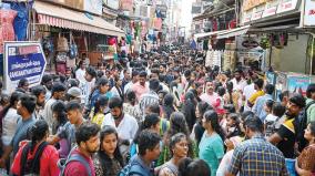 people-thronged-for-pongal-shopping-in-chennai