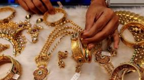 gold-price-nears-rupees-59000-again