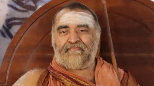 Everyone should work together: Sri Vijayendra Saraswati Swamigal