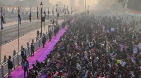 republic-day-parade-rehearsal-traffic-jam-in-delhi