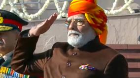 prime-minister-modi-s-turban-grab-audience-attention