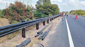 bamboo-roadside-barriers-on-nh-to-prevent-fatalities-during-accidents