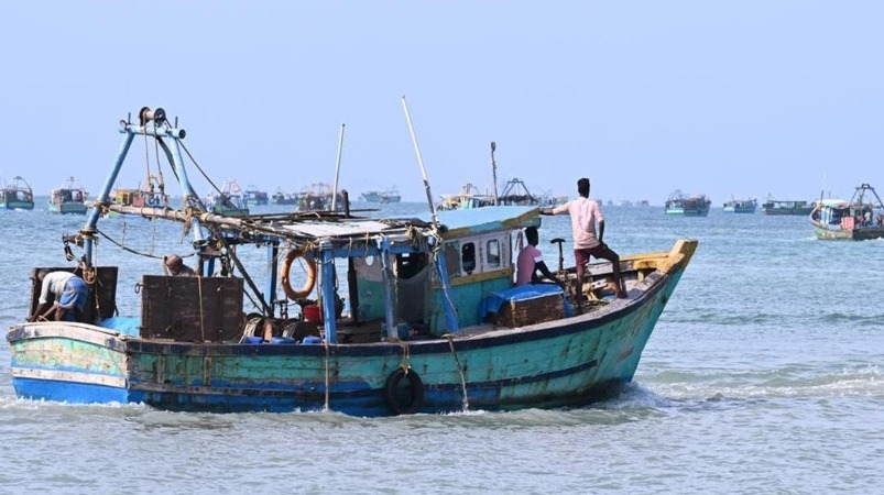 மீனவர்களின் வாழ்வாதாரம் பாதிப்பதை தடுக்க கமிட்டி அமைக்க மீனவர் சங்கங்கள் முடிவு