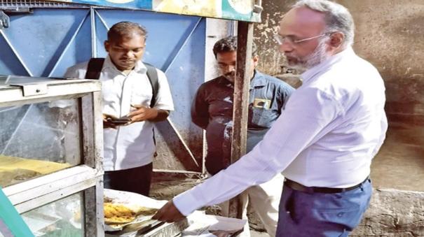 Food Safety Department sudden inspection in 20rs biryani shop at thoothukudi