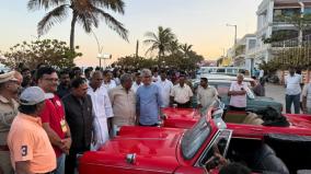 puducherry-governor-enjoys-sitting-in-the-car-used-by-nehru-and-kamaraj